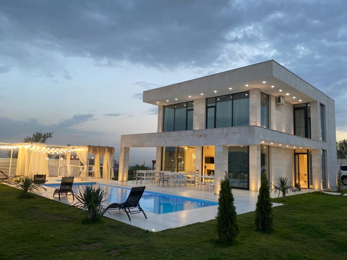 White House Yerevan Exterior foto